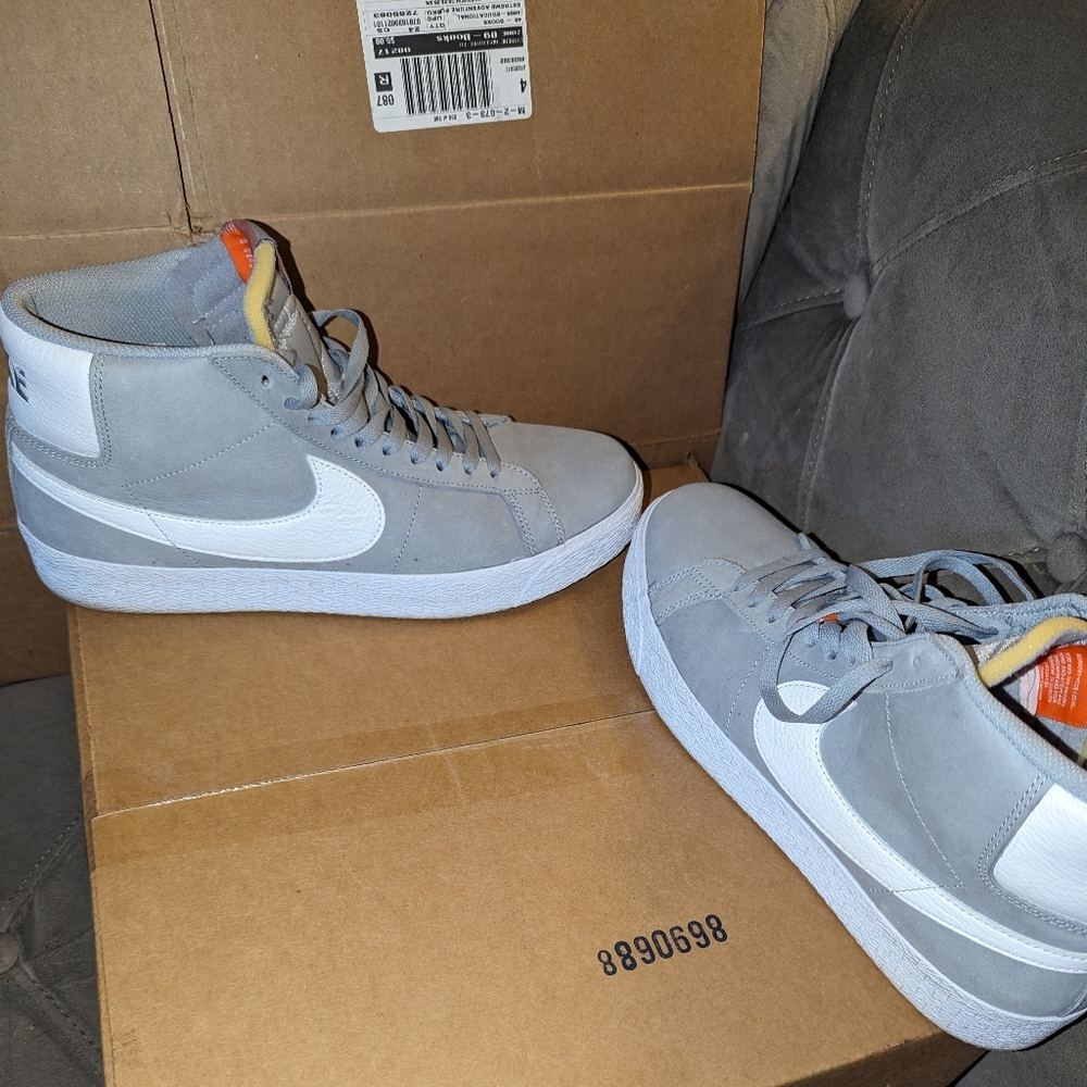 Nike 11.5 SB mid blazer grey wolf and white